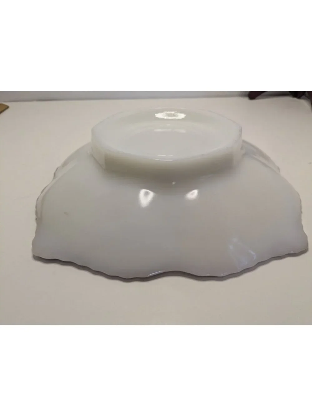 Vtg. Anchor Hocking White Milk Glass Fruit Bowl Embossed Grape Leaf Gold-Trimmed